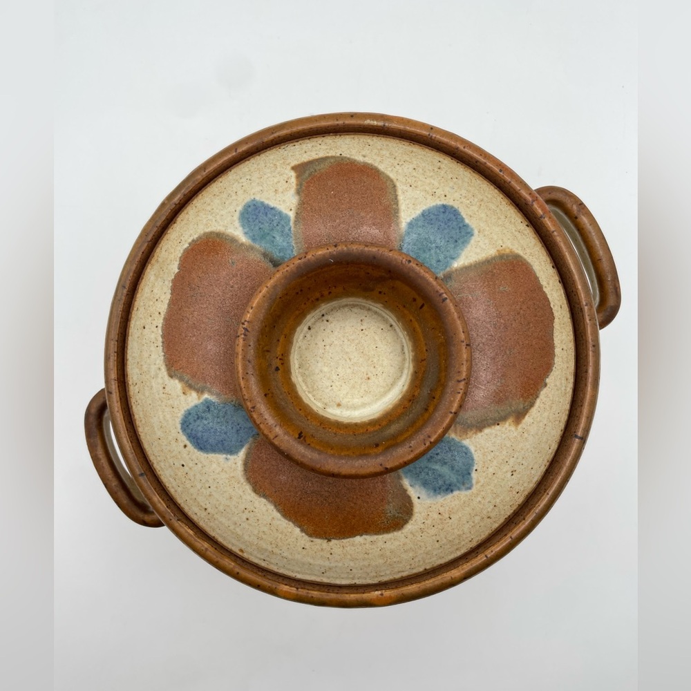 Vintage Studio Pottery Covered Casserole Dish with Handles, 8” Diameter - Picture 2 of 8